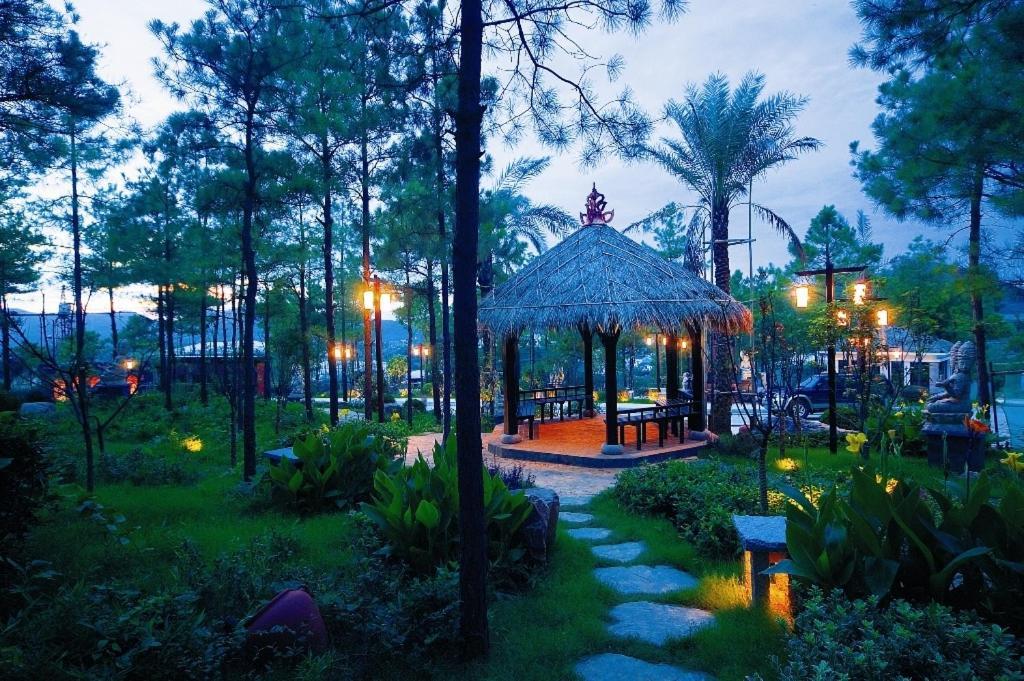 Nanjing Bali Yuanshu Vogue Hotspring Hotel المظهر الخارجي الصورة